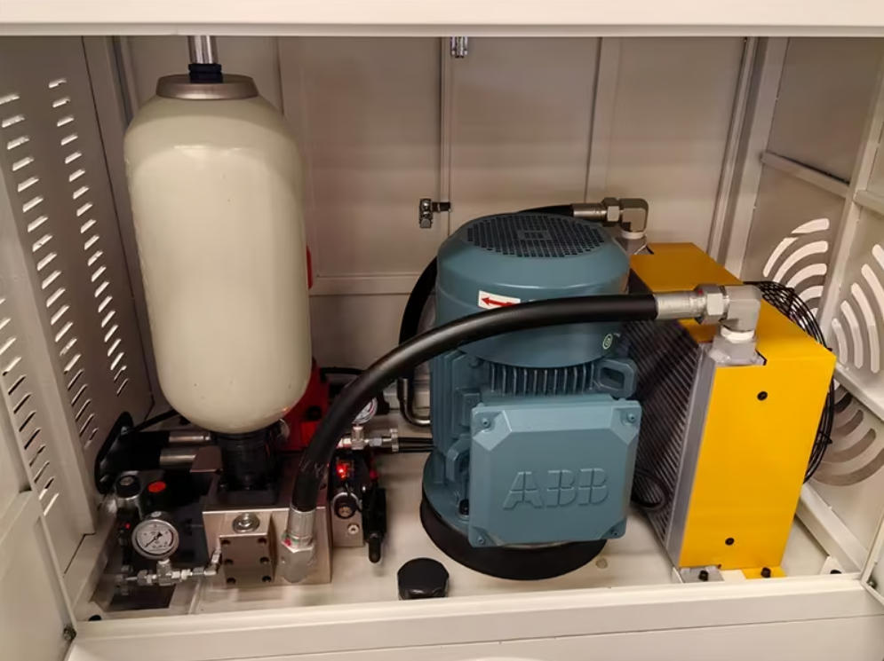 HQ600-S-7P CNC數控銅排沖剪機 | 台灣專業高速電力母線油壓自動化沖切設備廠